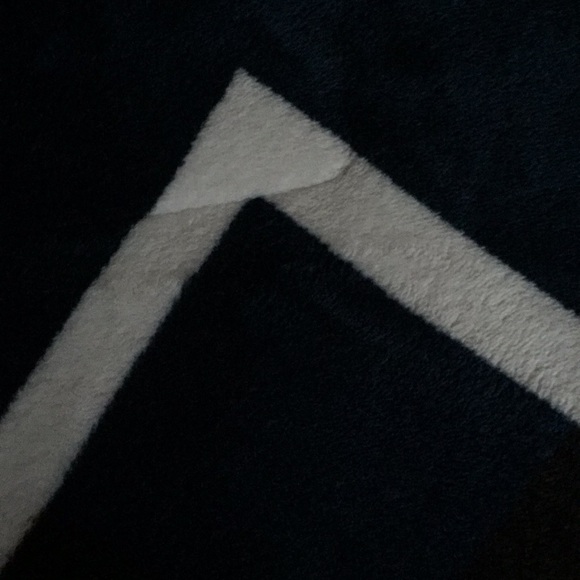 Meet your Posher, Lisbet - Picture 1 of 1